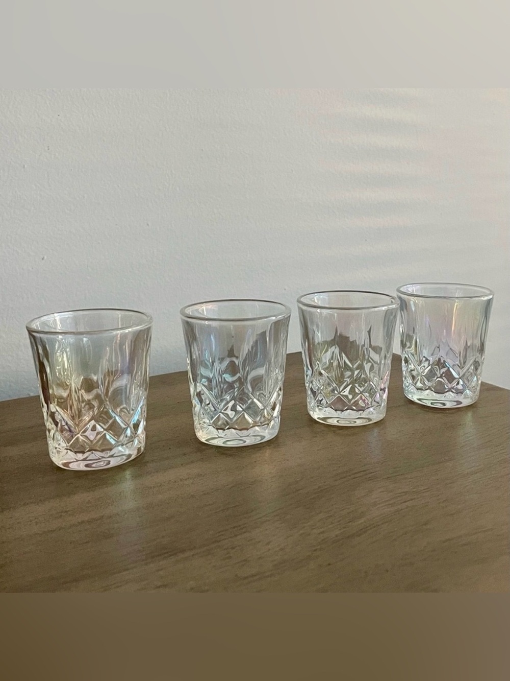 Circleware Denham Radiance Pearl 1.6oz Clear Luster Shot Glass S/4 NWT - Picture 2 of 13